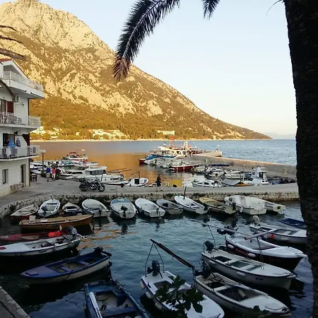Vacation Home Andrea Gradac  Exteriér fotografie