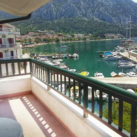 Vacation Home Andrea Gradac  Exteriér fotografie